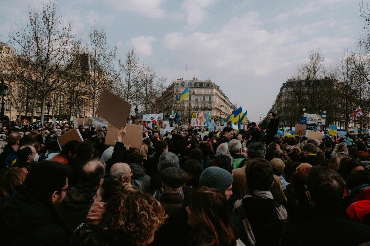 Mobilisation du 17 octobre : lycéens, Gilets jaunes et agriculteurs contre la vie chère