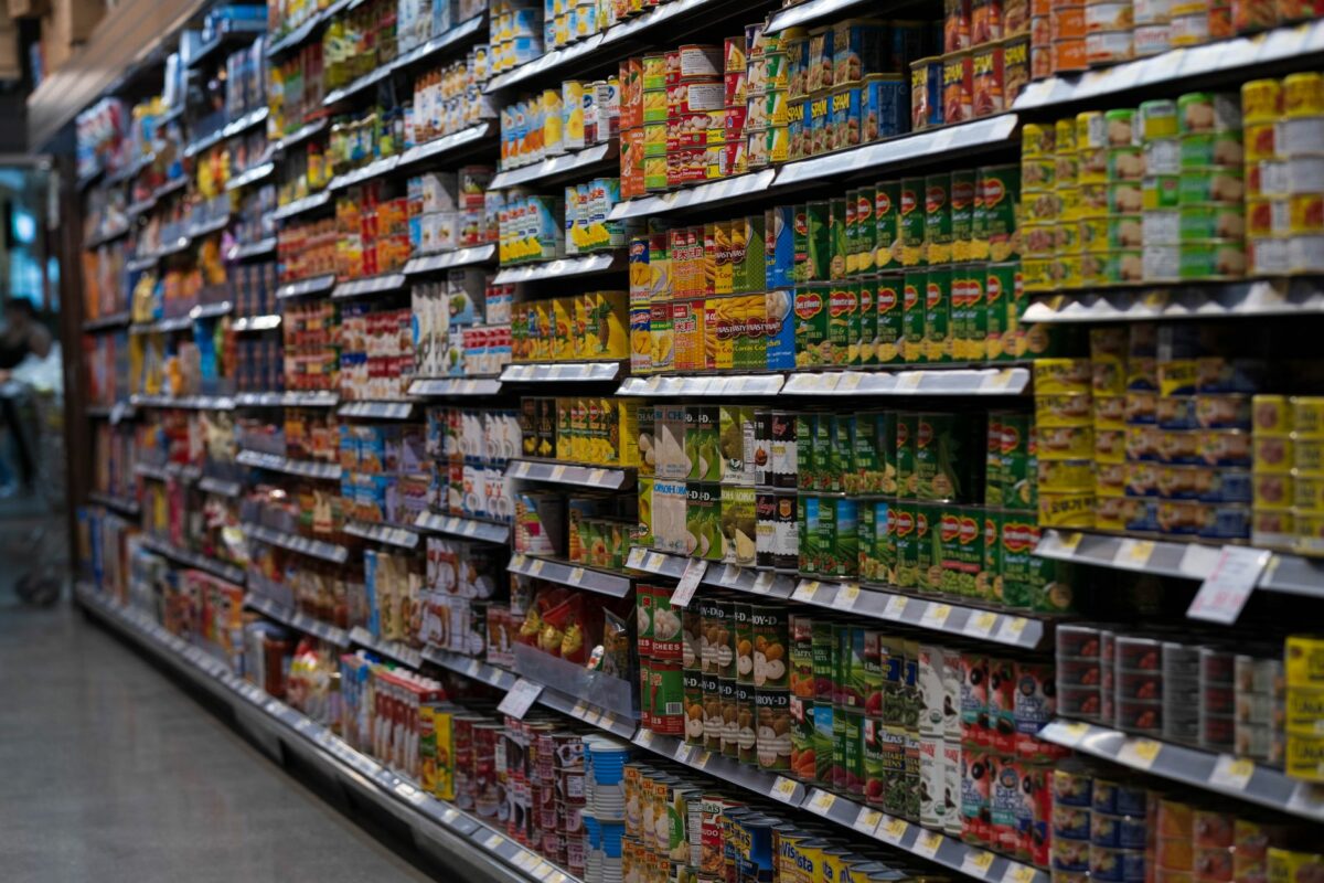 Rappels de produits : laits de croissance bio, coppa et crevettes retirés des rayons